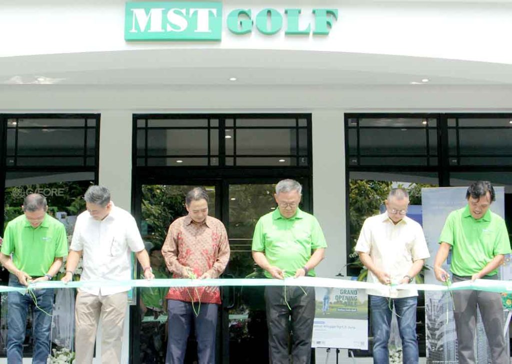 MST Golf Buka Toko Pertama di Lapangan Sedayu Indo Golf